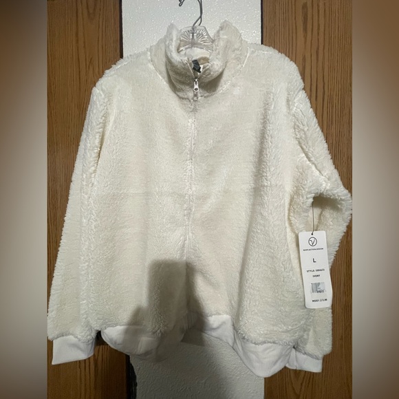 Vogo Sherpa ivory jacket. - Picture 3 of 6